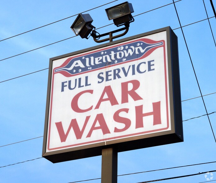 1636 W Tilghman St, Allentown, PA à vendre - Photo de l’immeuble – Image 2 sur 8