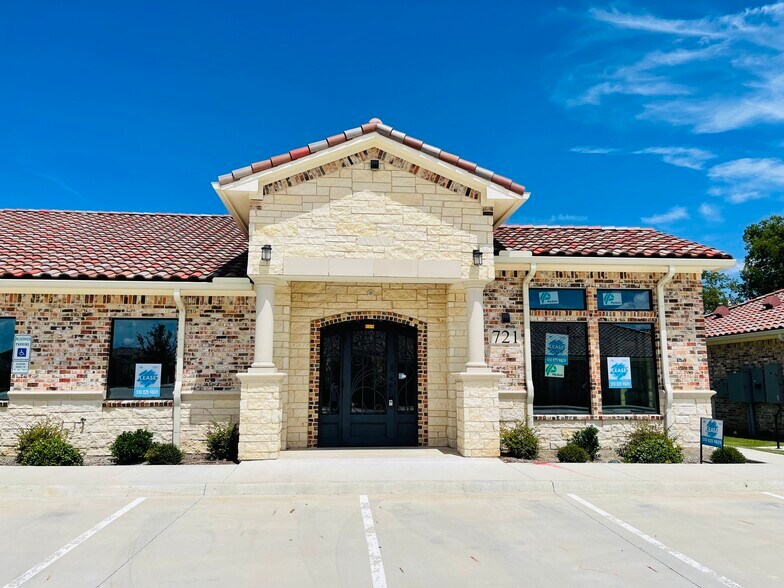 4957 Golden Triangle Blvd, Fort Worth, TX à louer - Photo de l’immeuble – Image 2 sur 12