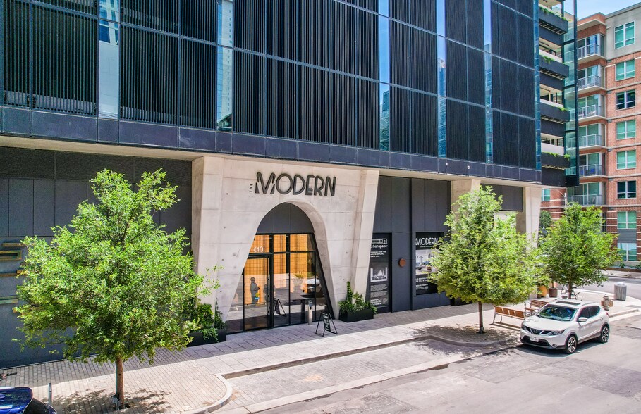 610 Davis St, Austin, TX à louer - Photo de l’immeuble – Image 2 sur 8