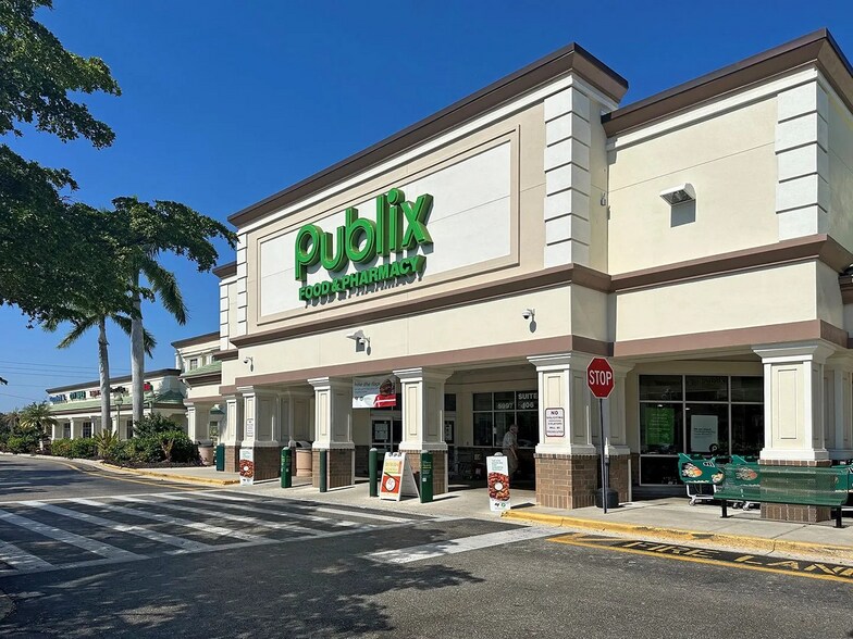 5995-5999 S Pointe Blvd, Fort Myers, FL à louer - Photo de l’immeuble – Image 2 sur 7