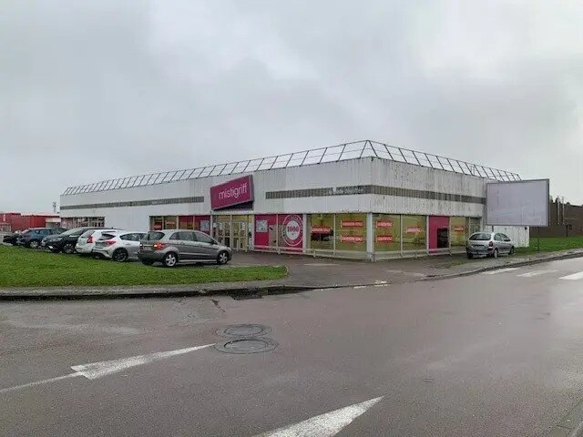 Local commercial dans Chenôve à louer Photo de l’immeuble– Image 1 sur 8