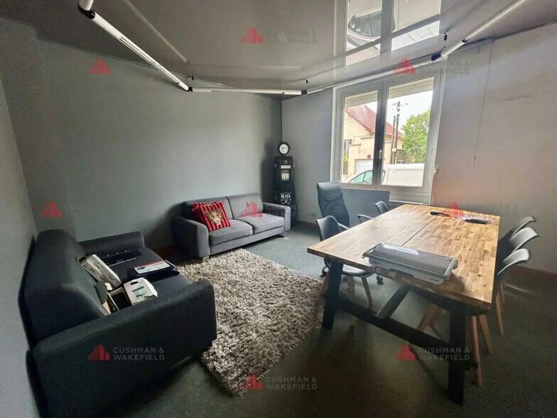 Bureau dans Dijon à louer - Photo de l’immeuble – Image 3 sur 5