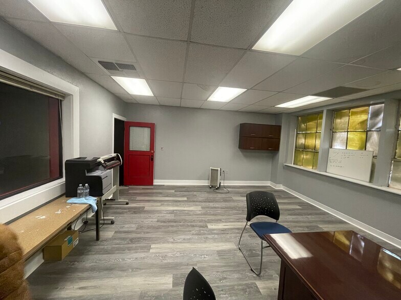 420 E St, Marysville, CA à louer - Photo de l’immeuble – Image 3 sur 31