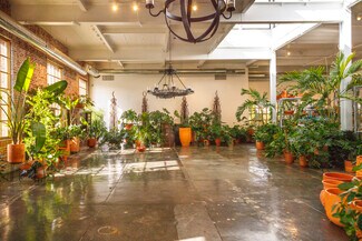Plus de détails pour 114 Green Ln, Philadelphia, PA - Local commercial à louer
