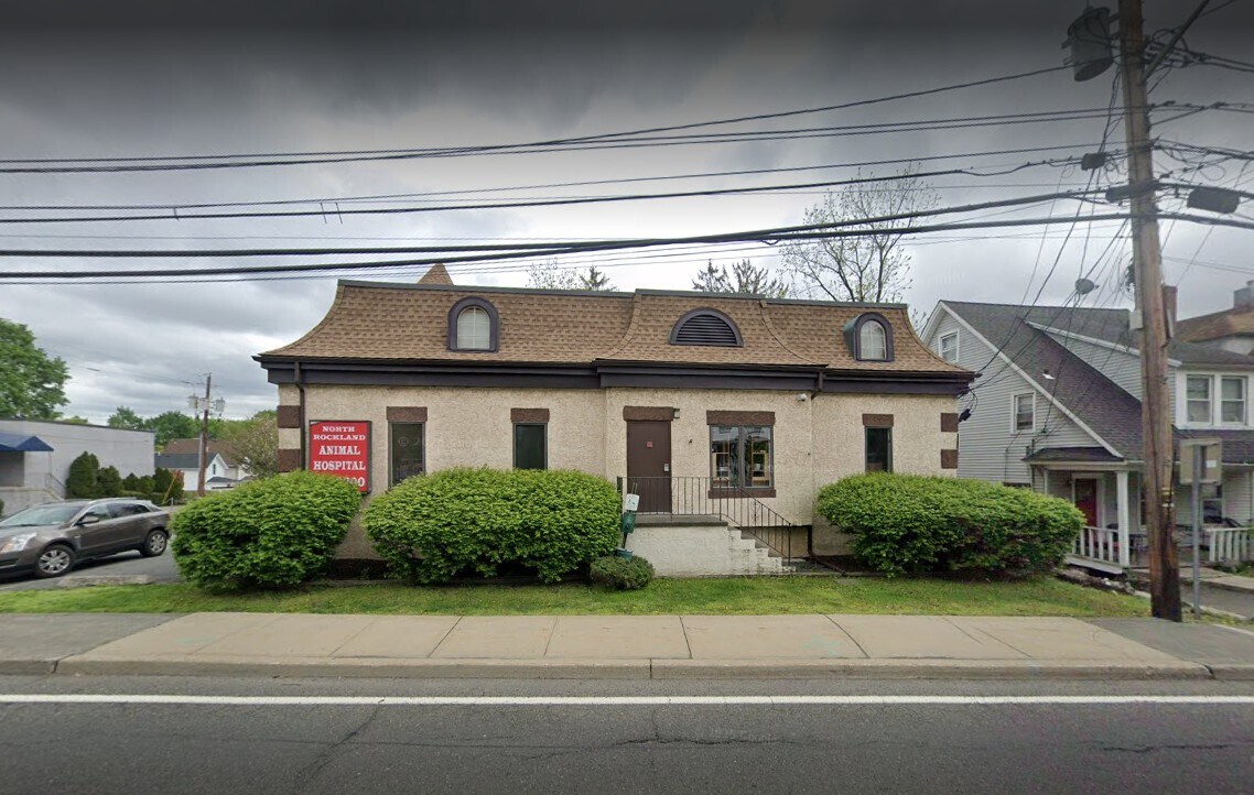 18 N Liberty Dr, Stony Point, NY à vendre Photo principale– Image 1 sur 7
