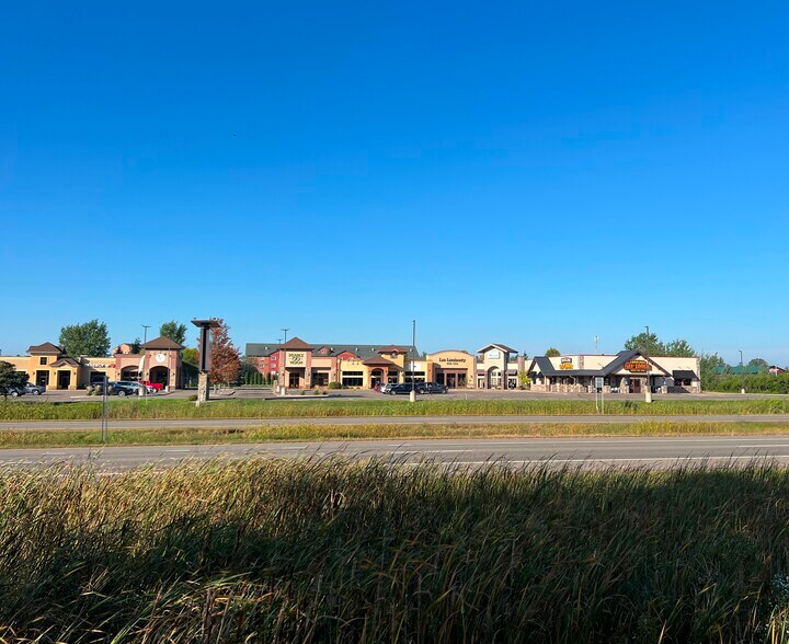 15670 Edgewood Dr, Baxter, MN à vendre - Photo de l’immeuble – Image 3 sur 6