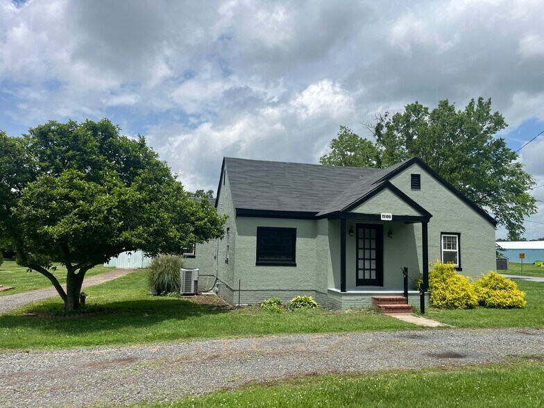 15109 Rosson Troilo Cir, Brandy Station, VA à louer - Photo principale – Image 1 sur 1