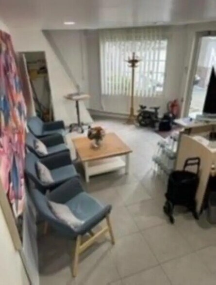 Bureau dans Paris à vendre - Photo de l’immeuble – Image 2 sur 6