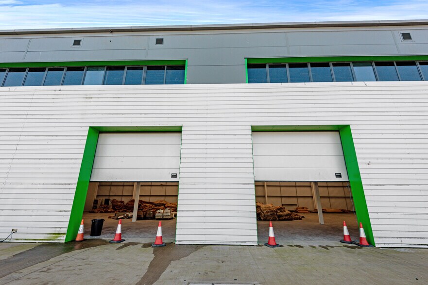 3A-3G Bankhead Av, Edinburgh à louer - Photo de l’immeuble – Image 3 sur 26