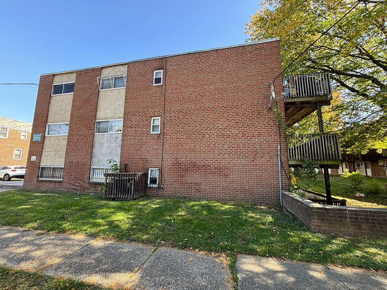 6945 N 15th St, Philadelphia, PA à vendre - Photo de l’immeuble – Image 3 sur 7