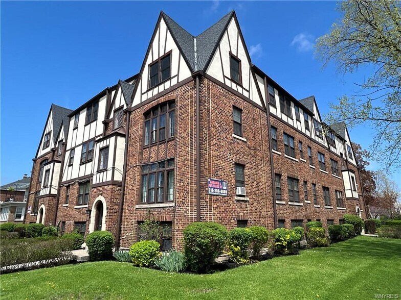 408 Lincoln Pky, Buffalo, NY à vendre - Photo de l’immeuble – Image 2 sur 12