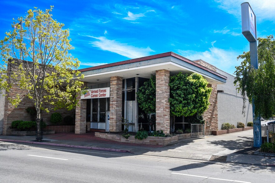 2850 S El Camino Real, San Mateo, CA à vendre - Photo de l’immeuble – Image 1 sur 8