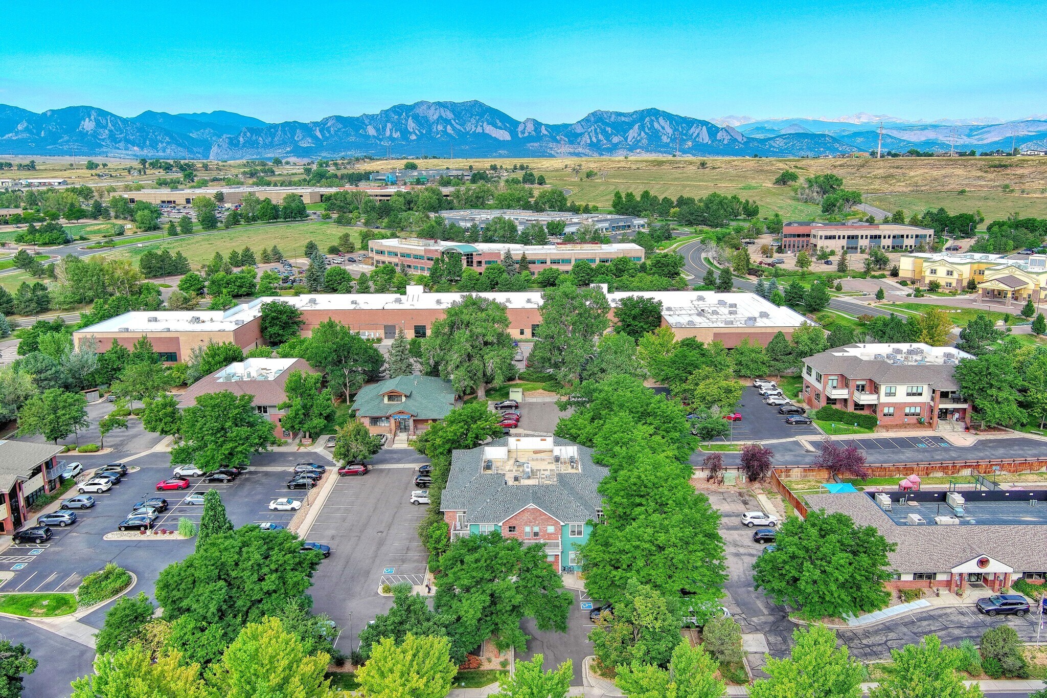 245 Century Cir, Louisville, CO à vendre Photo principale– Image 1 sur 17