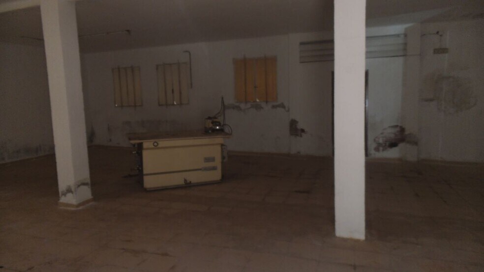 Local commercial dans Cáceres à vendre - Photo de l’immeuble – Image 2 sur 10