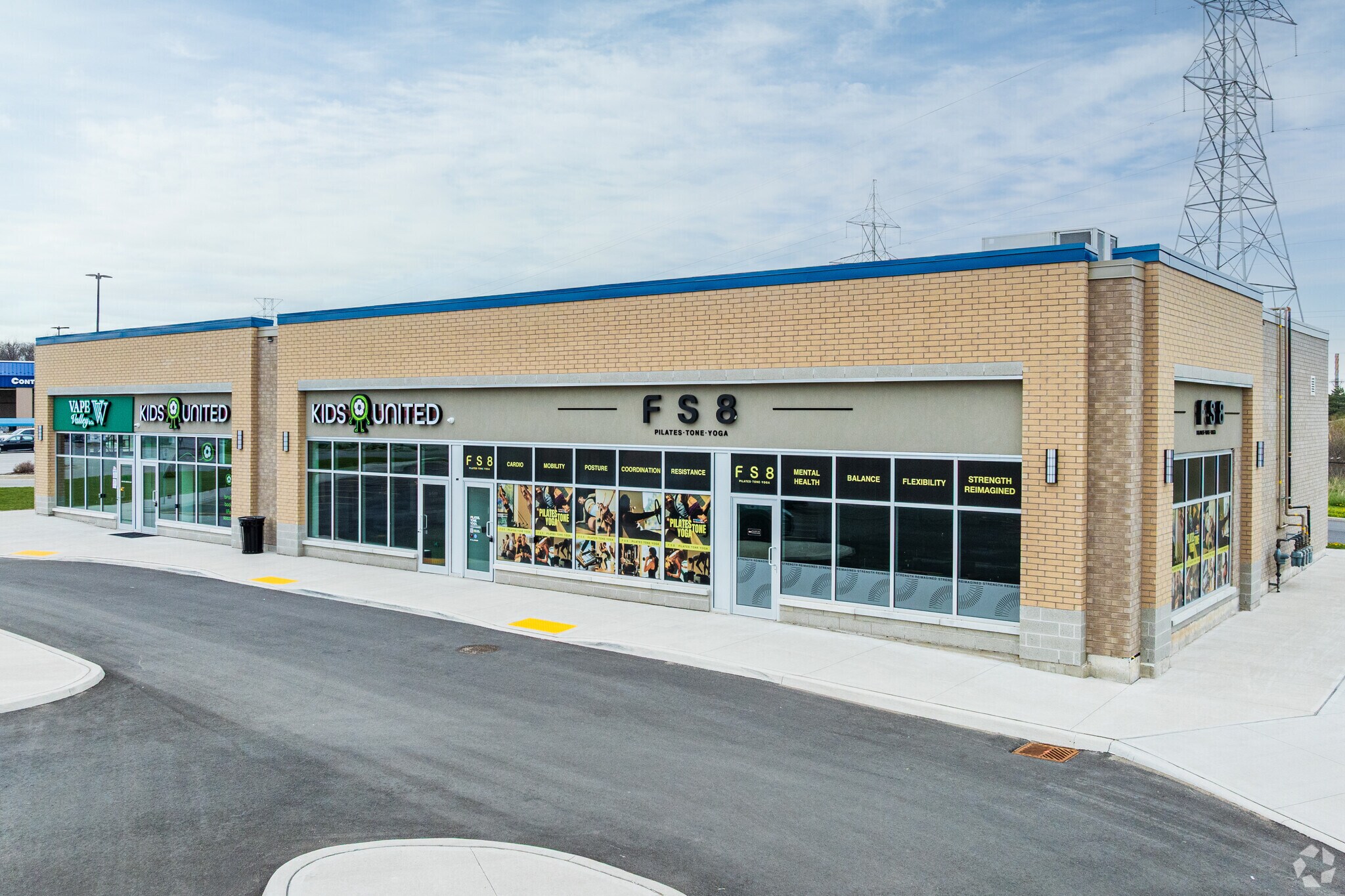 3221-3227 Appleby Line, Burlington, ON à louer Photo principale– Image 1 sur 4