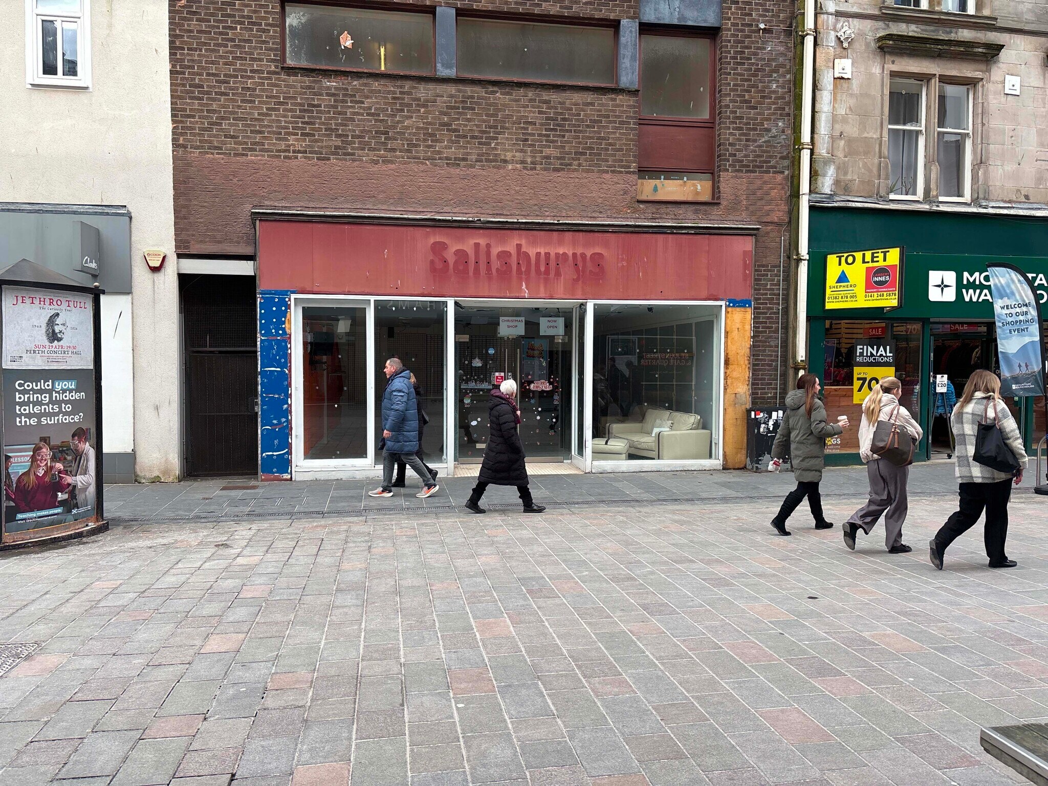 129-133 High St, Perth à louer Photo principale– Image 1 sur 3