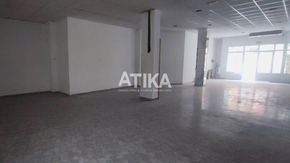 Local commercial dans Ontinyent à vendre - Photo de l’immeuble – Image 3 sur 8
