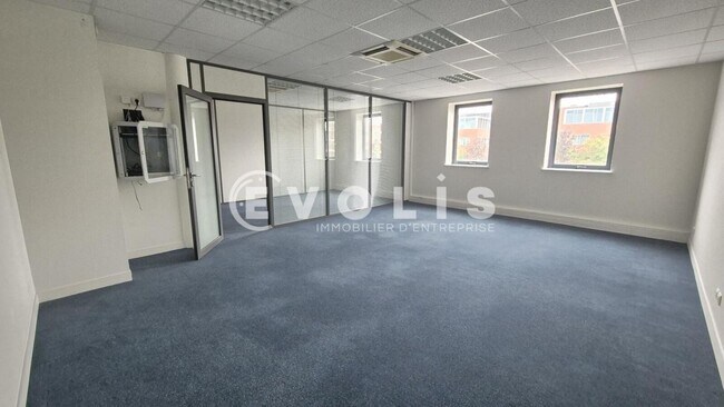 Plus de détails pour Bureau à vendre