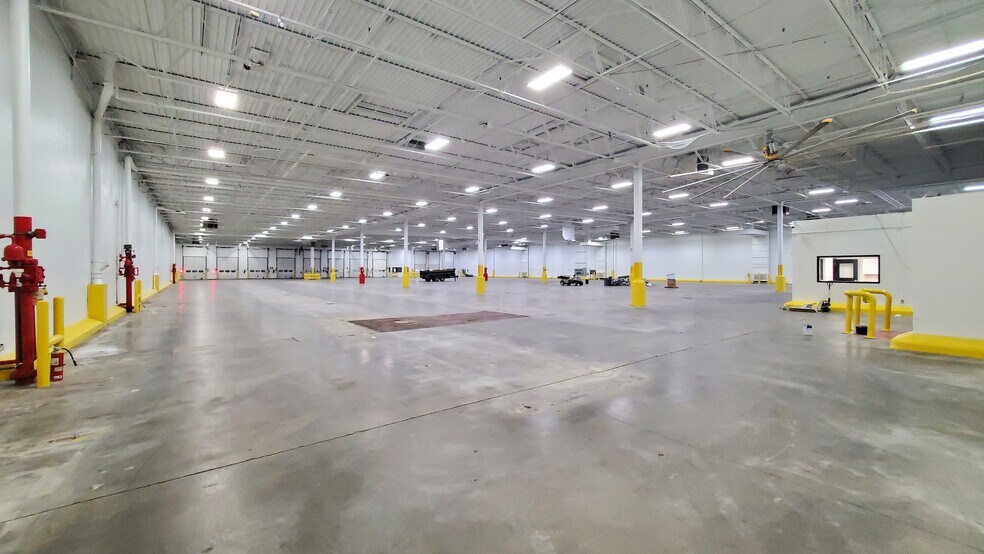 4500 Groves Rd, Columbus, OH à louer - Photo de l’immeuble – Image 2 sur 45