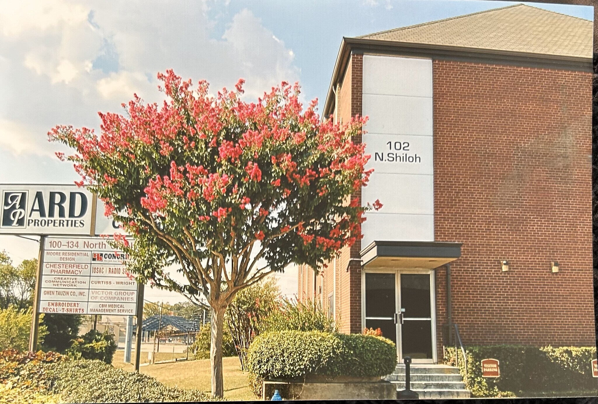 102 N Shiloh Rd, Garland, TX à louer Photo principale– Image 1 sur 15