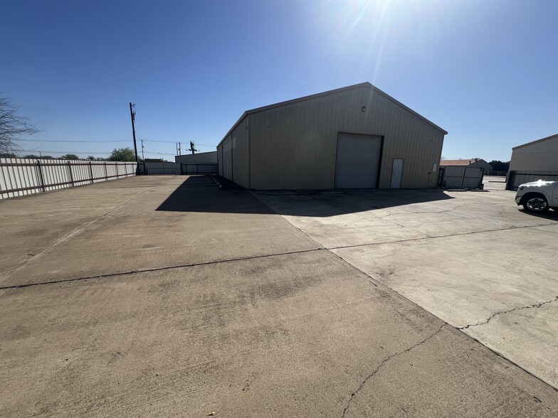 1503 W Stan Schlueter Loop, Killeen, TX à louer - Photo principale – Image 1 sur 22