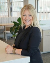 Julie Doss
