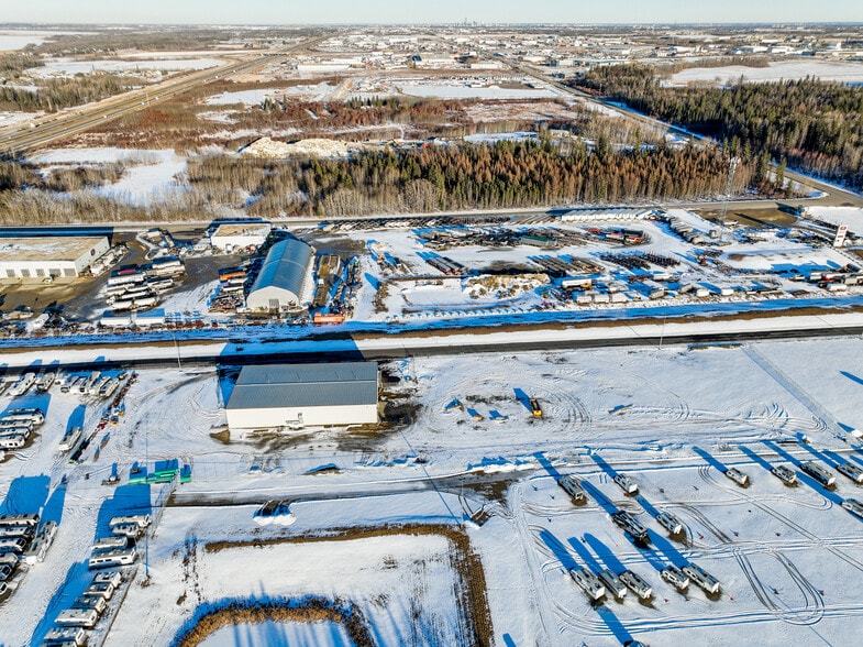 28712 114 Av, Acheson, AB à louer - Photo principale – Image 1 sur 3