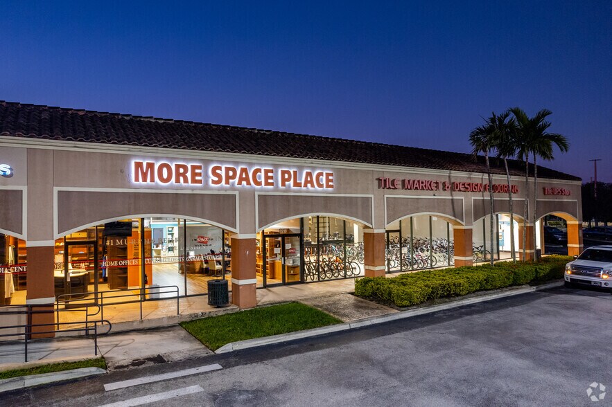 11201 US Highway 1, North Palm Beach, FL à louer - Photo de l’immeuble – Image 3 sur 4