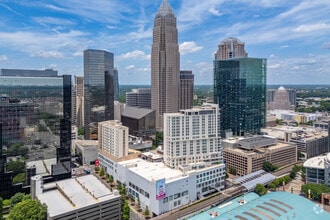 210 E Trade St, Charlotte, NC - VUE AÉRIENNE  vue de carte - Image1