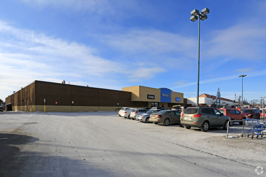 1005 Ottawa St N, Kitchener, ON à louer - Photo de l’immeuble – Image 2 sur 14