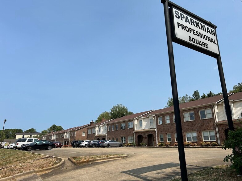 1580 Sparkman Dr, Huntsville, AL à vendre - Photo de l’immeuble – Image 3 sur 20