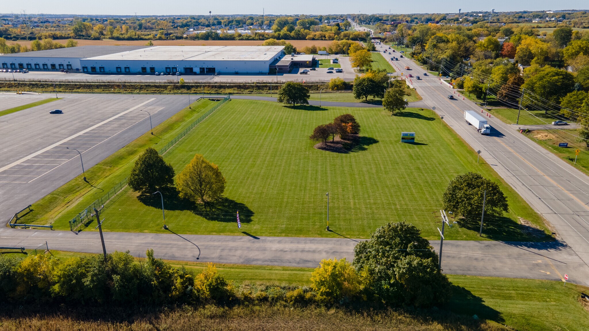 7505 Durand Ave, Mount Pleasant, WI à vendre Photo de l’immeuble– Image 1 sur 5