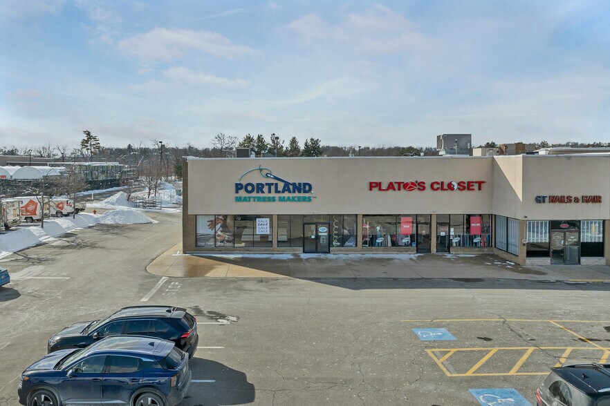 777 S Willow St, Manchester, NH à louer - Photo de l’immeuble – Image 2 sur 39