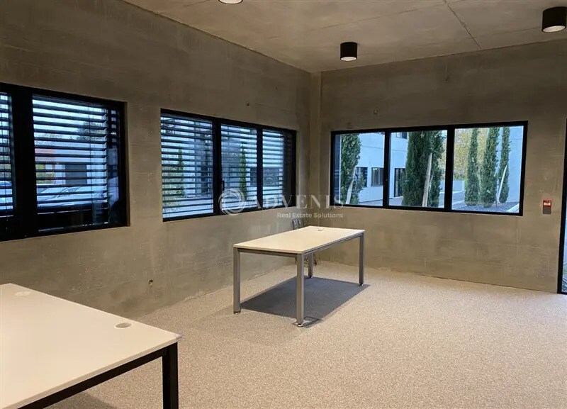 Bureau dans Rillieux-la-Pape à louer - Photo de l’immeuble – Image 2 sur 8