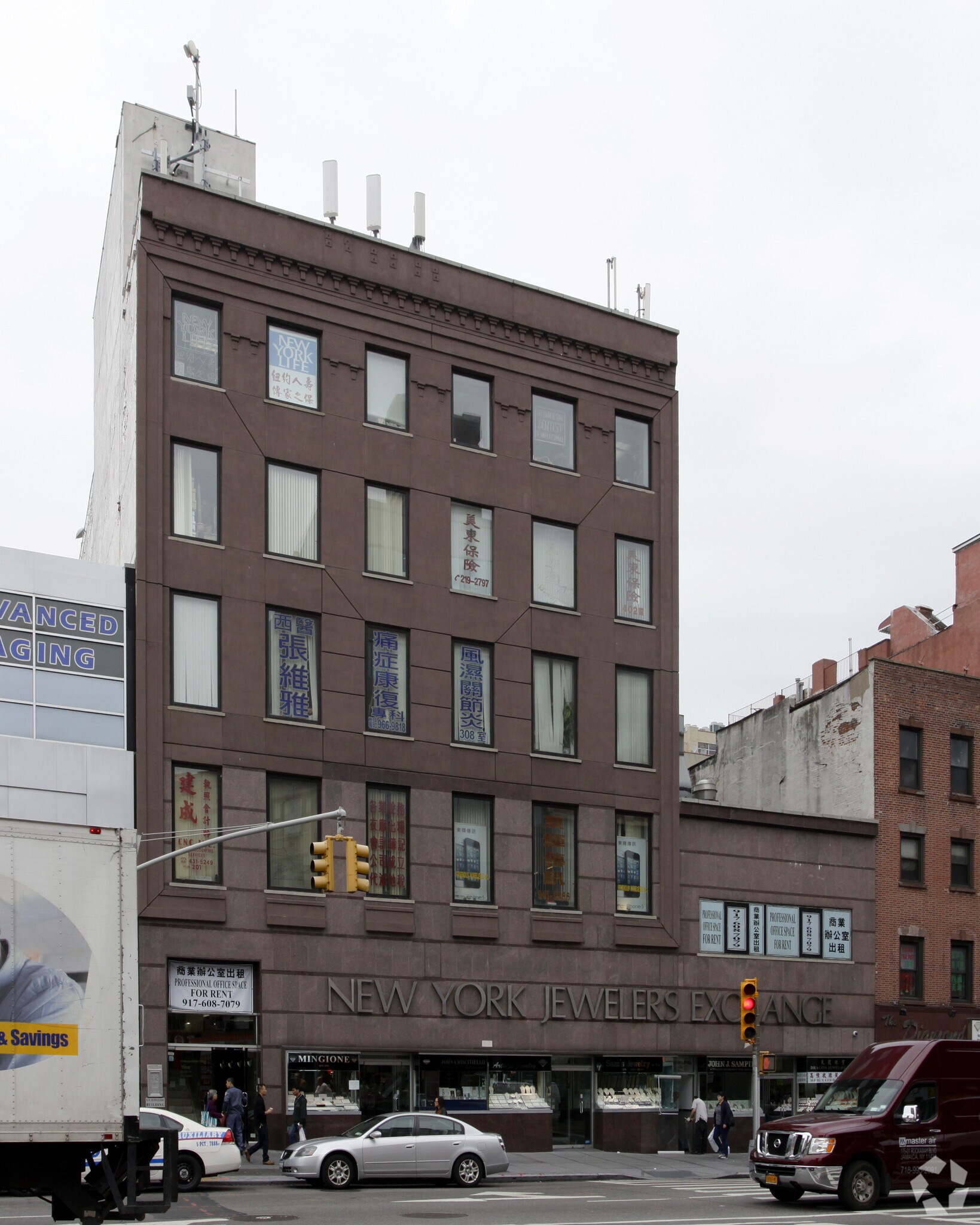 70-74 Bowery, New York, NY à louer Photo principale– Image 1 sur 5
