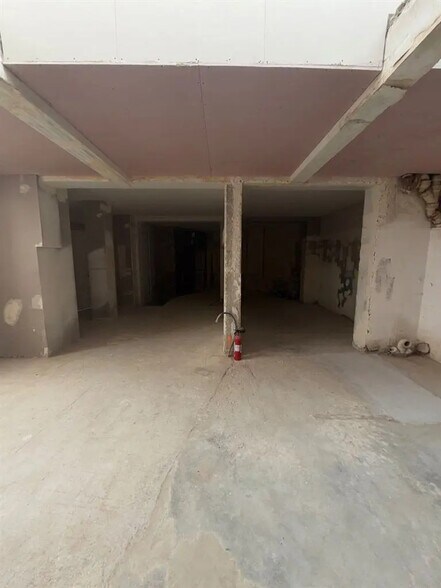 Local commercial dans Paris à louer - Photo intérieure – Image 3 sur 6