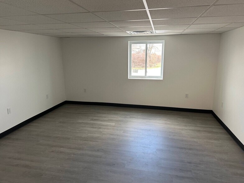 1420 Matzinger Rd, Toledo, OH à louer - Photo de l’immeuble – Image 2 sur 10