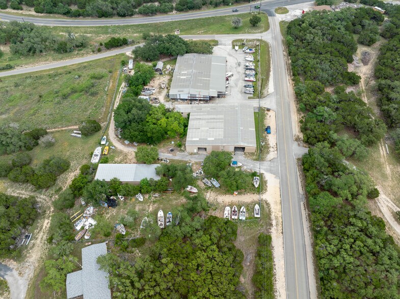 151 Old Hancock Rd, Canyon Lake, TX à vendre - Photo de l’immeuble – Image 3 sur 12