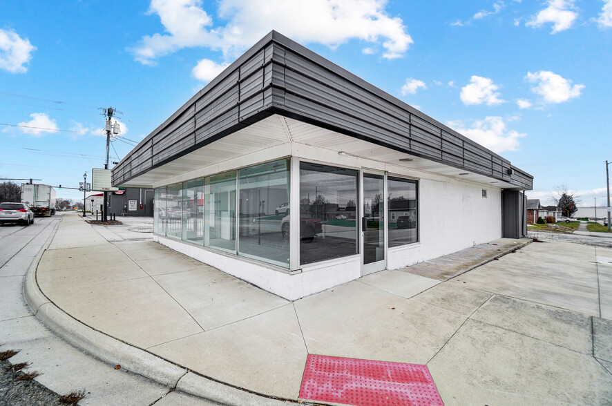 994 E Market St, Celina, OH à vendre - Photo de l’immeuble – Image 3 sur 30
