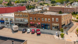 Plus de détails pour 139 N 6th Ave, West Bend, WI - Local commercial à vendre
