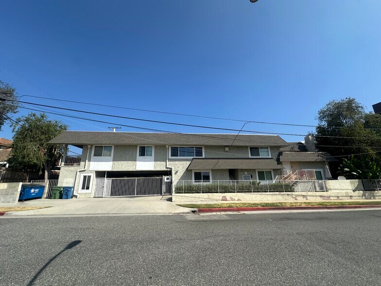 201 N Monterey St, Alhambra, CA à vendre - Photo de l’immeuble – Image 2 sur 7