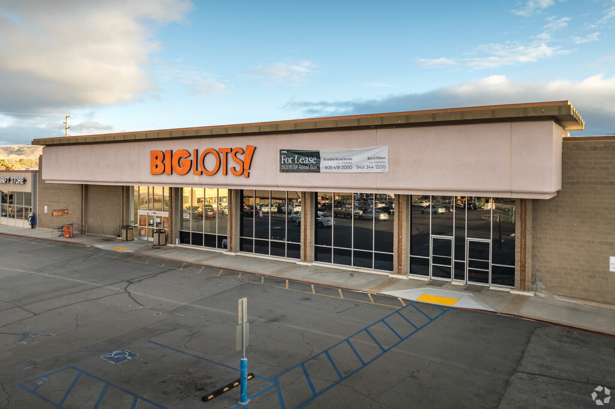 56865 Twentynine Palms Hwy, Yucca Valley, CA à vendre Photo principale– Image 1 sur 8