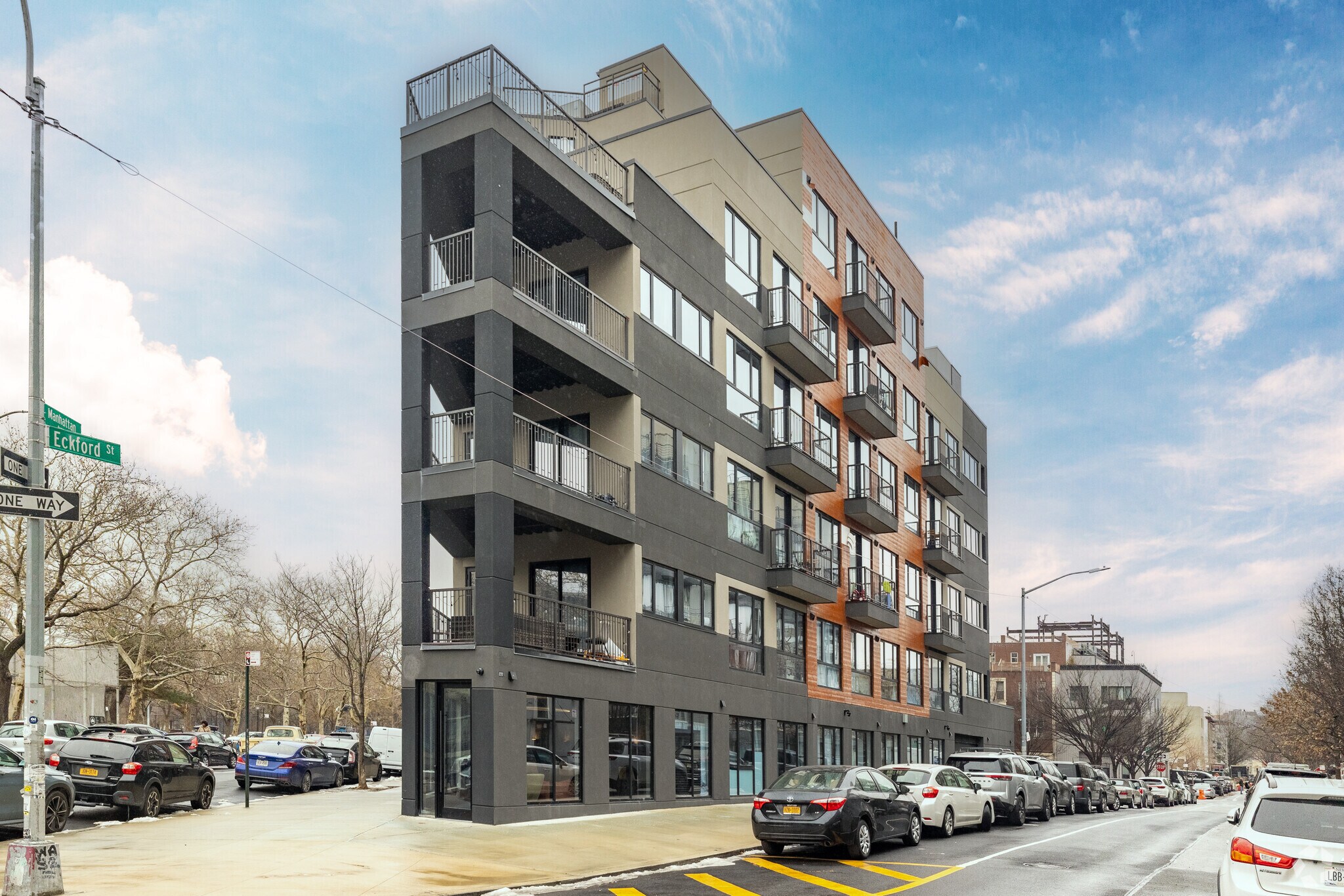 494 Manhattan Ave, Brooklyn, NY à louer Photo principale– Image 1 sur 6