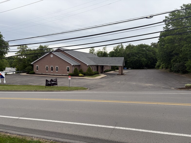 3452 Brodhead Rd, Monaca, PA à louer - Photo de l’immeuble – Image 2 sur 22