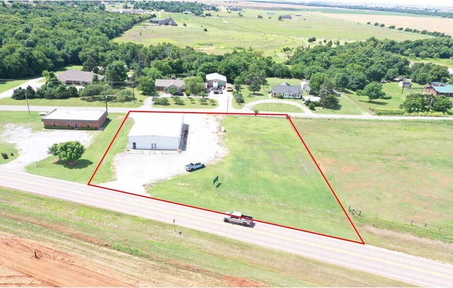 16776 State Highway 33, Kingfisher, OK à vendre - Photo de l’immeuble – Image 1 sur 26