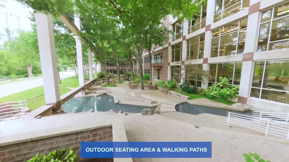 12404 Park Central Dr, Dallas, TX à louer - Vidéo sur l’annonce professionnelle – Image 2 sur 24