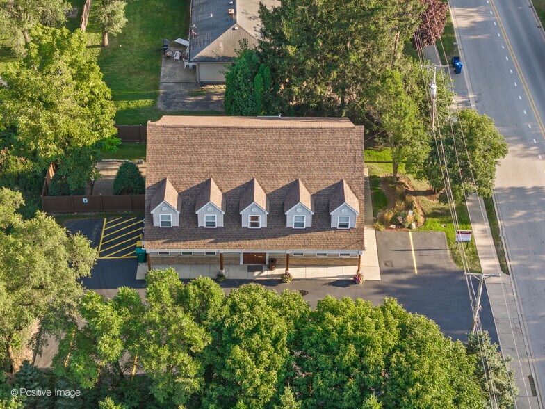 1125 N Delany Rd, Gurnee, IL à vendre - Photo de l’immeuble – Image 3 sur 39
