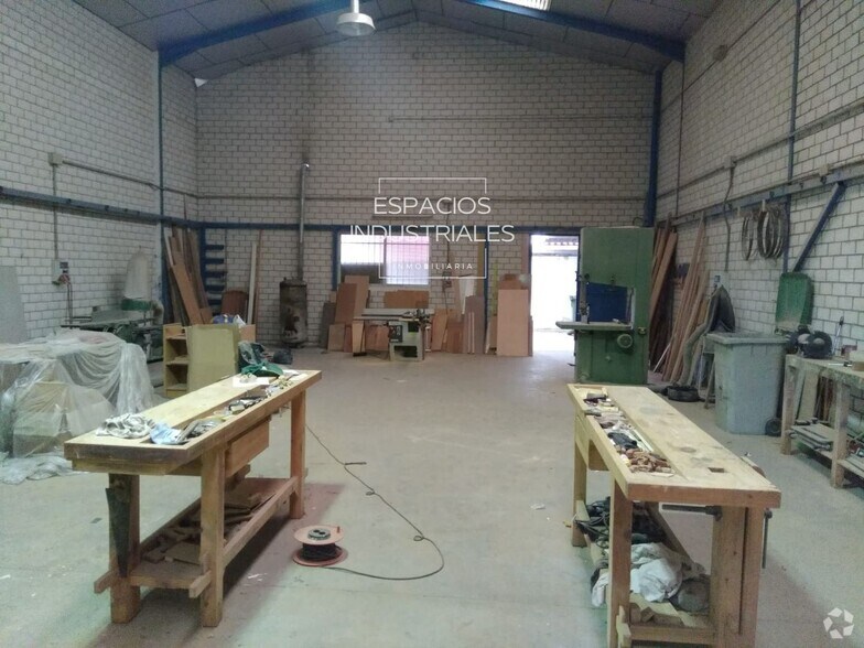 Industriel/Logistique dans Arganda del Rey, Madrid à vendre - Photo de l’immeuble – Image 2 sur 14