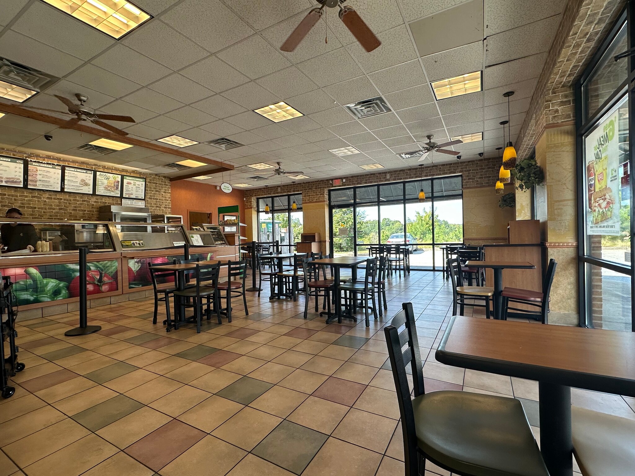 2120 Friendship Rd, Flowery Branch, GA à louer Photo intérieure– Image 1 sur 9