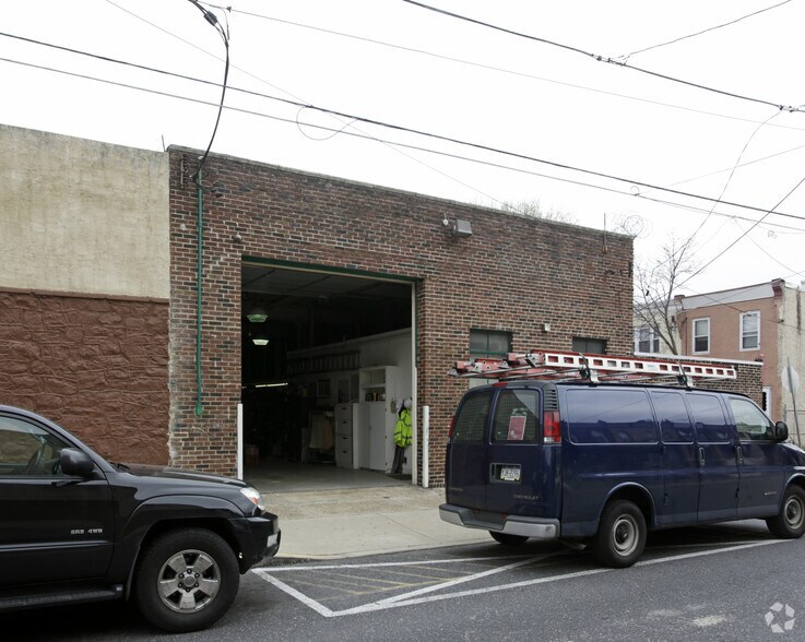2039-2041 E Willard St, Philadelphia, PA à vendre - Photo de l’immeuble – Image 2 sur 8